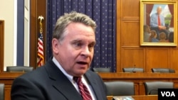 美國會眾議員、美國國會及行政當局中國委員會主席克里斯•史密斯 （資料照片）