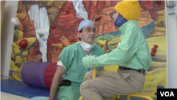 Геннадій Фузайлов і пацієнт Володя Бубела