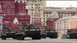 Підбадьорити росіян та налякати решту країн – мета параду в Москві – експерт. Відео