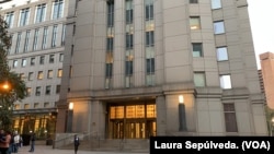 Corte Federal en Manhattan, NY, donde se realiza el juicio a Antonio 'Tony' Hernández por narcotráfico, septiembre 4 de 2019. Laura Sepúlveda/VOA.