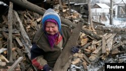 Ukraina sharqi. 10-fevral, 2015.