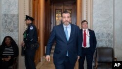 Senator Ted Cruz jedan je od kongresmena koji su u samoizolaciji
