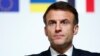 Presiden Prancis Emmanuel Macron berbicara pada konferensi pers tentang Ukraina di Paris (26/2). 