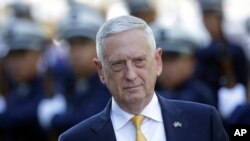 Secretario de Defensa de EE.UU., Jim Mattis, dijo en un foro en California que es el pueblo venezolano y los estados regionales los que tienen que ayudar a acelerar la salida de Nicolás Maduro del poder.