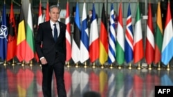 Американскиот државен секретар пристигнува на брифинг со новинарите во седиштето на НАТО, 13 ноември 2024 година во Брисел