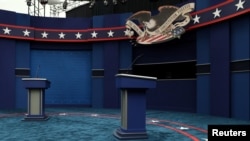 វេទិកាជជែកដេញដោលរវាងលោកប្រធានាធិបតី Donald Trump នៃគណបក្សសាធារណរដ្ឋ និងលោក Joe Biden បេក្ខជនប្រធានាធិបតីនៃគណបក្សប្រជាធិបតេយ្យ មុននឹងការជជែកដេញដោលនេះចាប់ផ្តើម នៅមណ្ឌលសុខភាព Cleveland ក្នុងទីក្រុង Cleveland រដ្ឋ Ohio ថ្ងៃទី២៩ ខែកញ្ញា ឆ្នាំ២០២០។