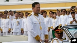 រូបឯកសារ៖ នាយករដ្ឋមន្ត្រីកម្ពុជាលោក ហ៊ុន ម៉ាណែត ចូលរួម​បុណ្យឯករាជ្យជាតិ នៅរាជធានីភ្នំពេញ កាលពីថ្ងៃទី៩ ខែវិច្ឆិកា ឆ្នាំ២០២៣។