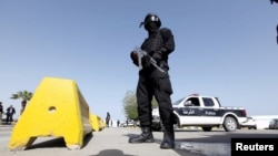Un garde de protection du gouvernement d'unité de la Libye, à Tripoli, Libye 14 avril 2016. REUTERS / Ismail Zitouny.