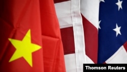 Kineska i američka zastava