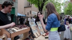 Міс Україна -2013 Анна Заячківська - про роботу моделлю в Нью-Йорку, весільні сукні та наслідки домашнього насилля. Відео