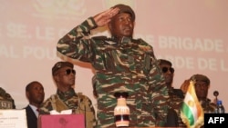 Les assises proposent de conférer le "titre de président de la république" au général de brigade Tiani et de "l’élever au grade de général d’armée".