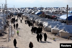 Žene u kampu al-Hol u Siriji, april 2019.