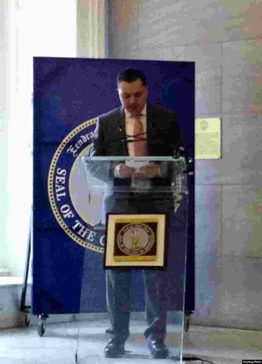 "Vatandosh" O'zbek-Amerika jamiyati Prezidenti Farhod Sulton