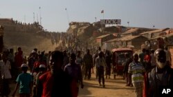 د برما د پوځ له عملیاتو وروسته د روهنګیا مسلمانان مجبور شول چې بنګله دېش ته وتښتي