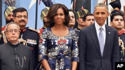 លោកស្រី Michelle Obama ភរិយា​ប្រធានាធិបតី​សហរដ្ឋ​អាមេរិក​នៅ​ក្នុង​អំឡុង​ទស្សនកិច្ច​នៅ​ប្រទេស​ឥណ្ឌា កាល​ពី​ថ្ងៃ​ទី​២៥ ខែ​មករា ឆ្នាំ​២០១៥។