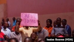 Em causa a progressão nas carreiras