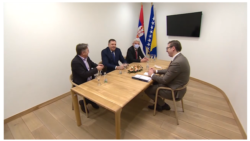 Predsjednik Srbije na sastanku sa članovima Predsjedništva BiH na aerodromu u Sarajevu