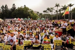 Taiwan's Myanmar community protesting in Taipei's Liberty Square against the military coup that has seen thousands detained and hundreds killed, March 28, 2021 in Taipei, Taiwan. (VOA/Tommy Walker)
