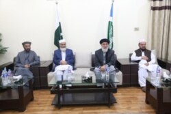 امیرِ جماعتِ اسلامی سراج الحق سے افغان رہنما گلبدین حکمت یار کی ملاقات