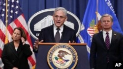 Američki sekretar za pravosuđe Merik Garland na konefernciji za novinare u Vašingtonu (Foto: AP/Carolyn Kaster)