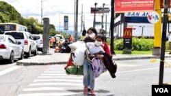 Migración Colombia informó el miércoles que han retornado hacia Venezuela más de 74.000 venezolanos en más de 945 buses. [Foto: Diego Huertas]