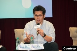 台灣淡江大學產業經濟學系教授蔡明芳