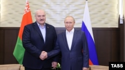 ოკუპირებულ აფხაზეთში გამგზავრებამდე, პუტინი და ლუკაშენკო ერთმანეთს სოჭში შეხვდნენ