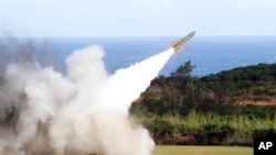 Raketa zemlja-vazduh HAWK probno je ispaljena iz vojne baze Jeoupeng na Tajvanu, 18. januara 2011. Sjedinjene Države će poslati više municije u Ukrajinu, uključujući više projektila za ukrajinske sisteme protivvazdušne odbrane HAWK, objavio je Pentagon 3. jula 2024.