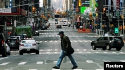 Nyu-Yorkda kuniga kamida 3 ming kishi virusni yuqtirmoqda