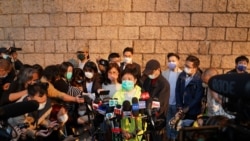 香港民主派初選47人案律政司覆核首天 黃碧雲准保釋伍健偉續還柙