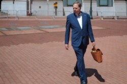 Berman llega a su oficina en Nueva York el sábado 20 de junio de 2020.