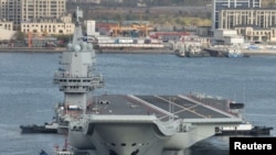 중국이 개발한 항공모함인 산둥함.