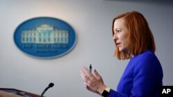 젠 사키 미국 백악관 대변인이 9일 정례브리핑을 하고 있다.