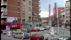 Djegie makinash në veri të Mitrovicës