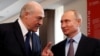 Aleksandar Lukašenko (L) i Vladimir Putin (D) u Sočiju februara 2019; arhivska fotografija (Sergei Chirikov/Pool via REUTERS/File Photo)