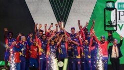 پی ایس ایل سکس کے بھی پہلے میچ میں کراچی کنگز نے کوئٹہ گلیڈی ایٹرز کو پہلے میچ میں 7 وکٹ سے ہرا کر ایونٹ کا کامیابی سے آغاز کیا۔ (فائل فوٹو)