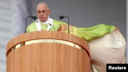 Pope Francis leads the World Meeting of Families closing mass in Phoenix Park, Dublin, Ireland, Aug. 26, 2018. 