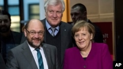 Канцлер Анґела Меркель (п) і Мартін Шульц