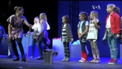 Ось чому для України актуальна класична Бродвейська вистава про дівчинку-сироту. Відео