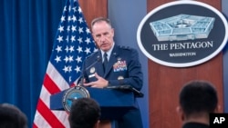 패트릭 라이더 미국 국방부 대변인.