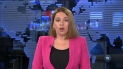 Гори їжі, води та інших речей першої необхідності прибули до головного порту Пуерто-Ріко. Відео