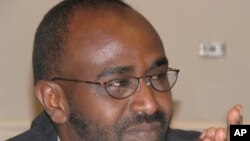 Maaxaay: Qalab Caafimaad ayaan Geynay Muqdisho