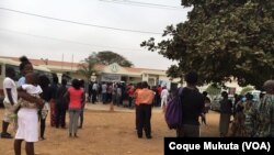 Angolaos foram votar