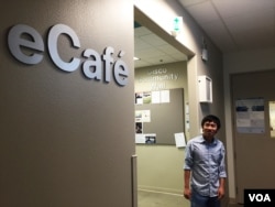 Tang Kengsreng, 29, stands at an office kitchen inside an office of Cisco Systems, a technology company, in San Jose, September 1, 2016. (Sophat Soeung/VOA Khmer)