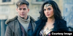 Chris Pine and Gal Gadot in "Wonder Woman." (Warner Bros. Entertainment)
