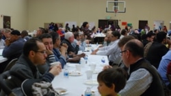 Acara berbuka puasa di Masjid Islamic Society of Greater Chattanooga, TN sebelum terjadi pandemi COVID-19 (foto: courtesy).