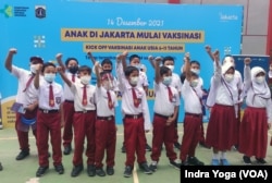 Sebanyak 176 siswa siswi SD Negeri Cempaka Putih Timur 03. (VOA/Indra Yoga)