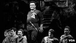 არზაყანი - "მთვარის მოტაცებაში"