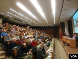 Tribina "Mediji i etika", u sklopu serije tribina "Nije filozofski ćutati", na Filozofskom fakultetu u Beogradu, 7. marta 2019.