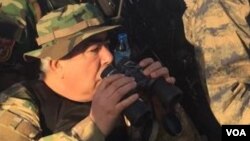 General Abdul Rashid Do'stum shimoldagi Faryob viloyatida jangarilarga qarshi amaliyot paytida, Afg'oniston